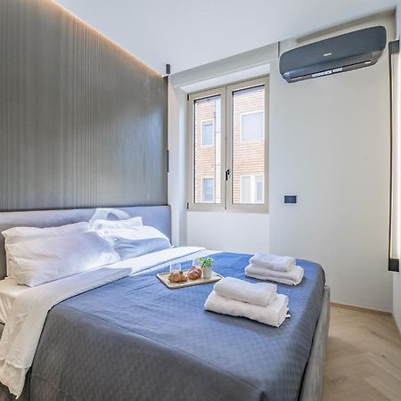Luxury Suite Nel Cuore Di Milano Exterior foto